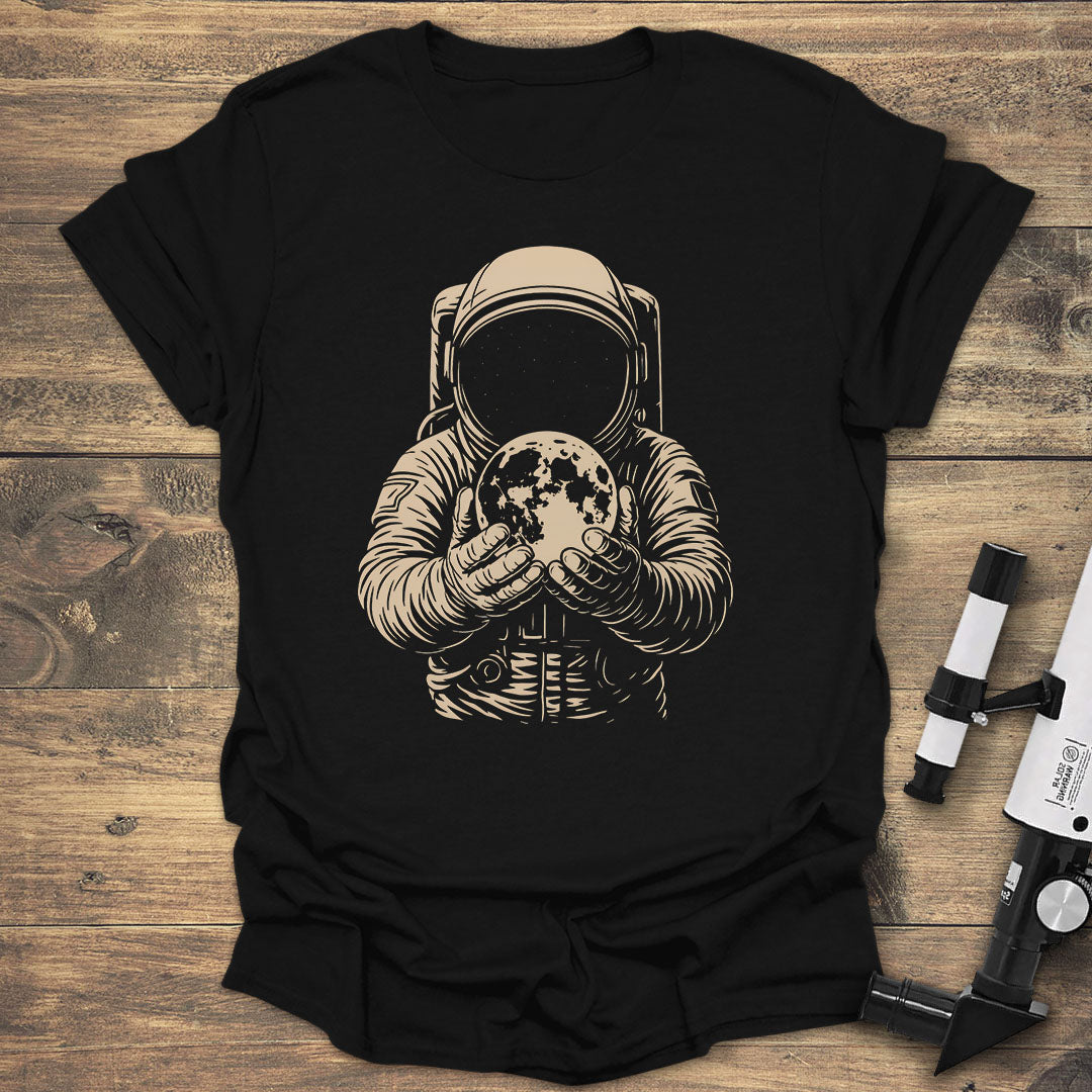 Astronaut Holding the Moon - Black T-Shirt
