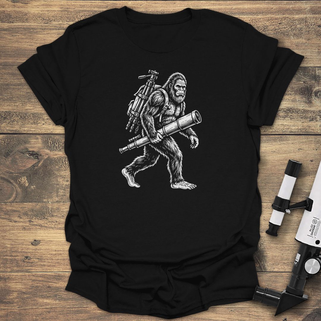 Bigfoot Telescope Stargazer - Black t-shirt